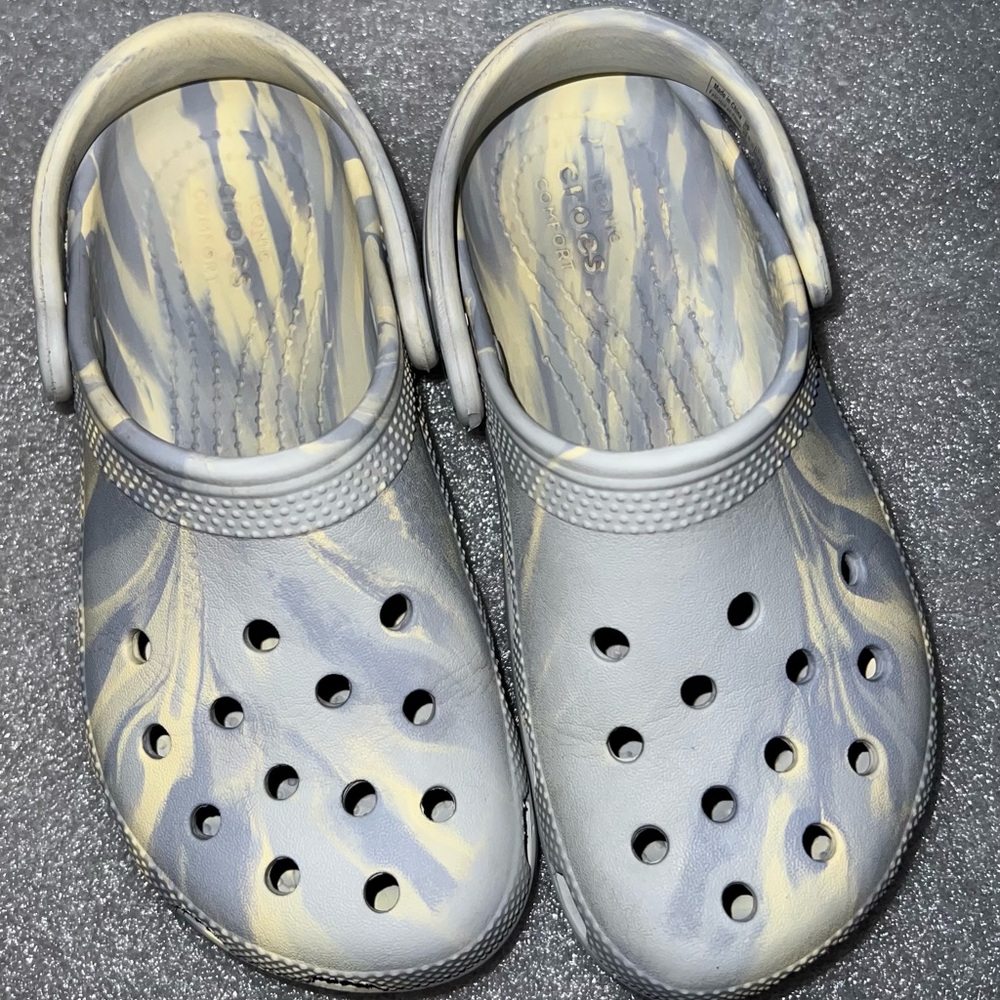 CROCS Kids Water Shoes in Gray and Yellow